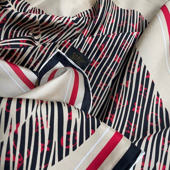 Louis Vuitton Scarf Monogram Alma Bag Print Beige Silk Wrap - Picture 10 of 15